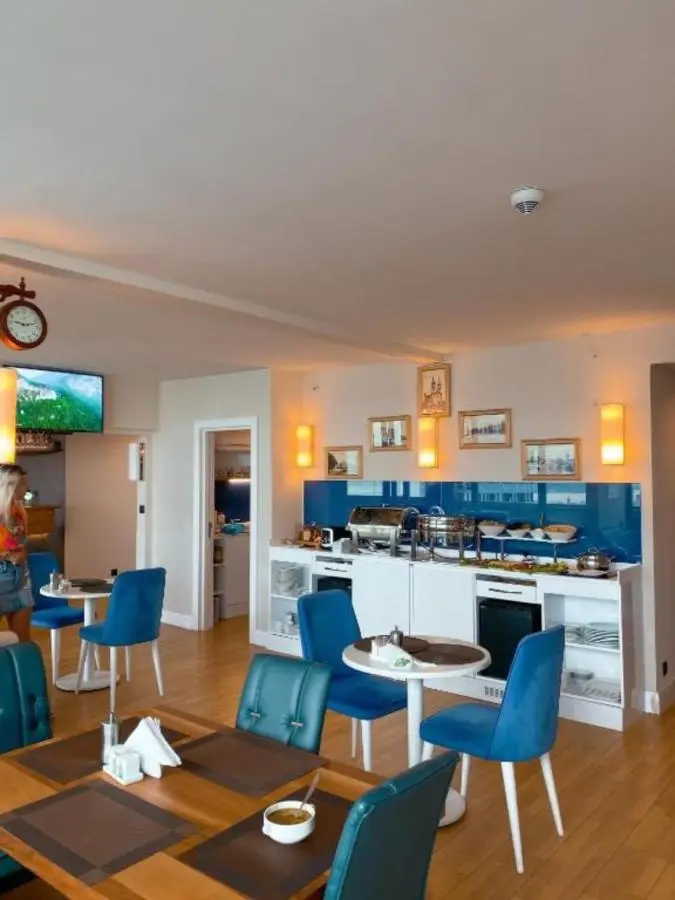 Next Wave Aparthotel