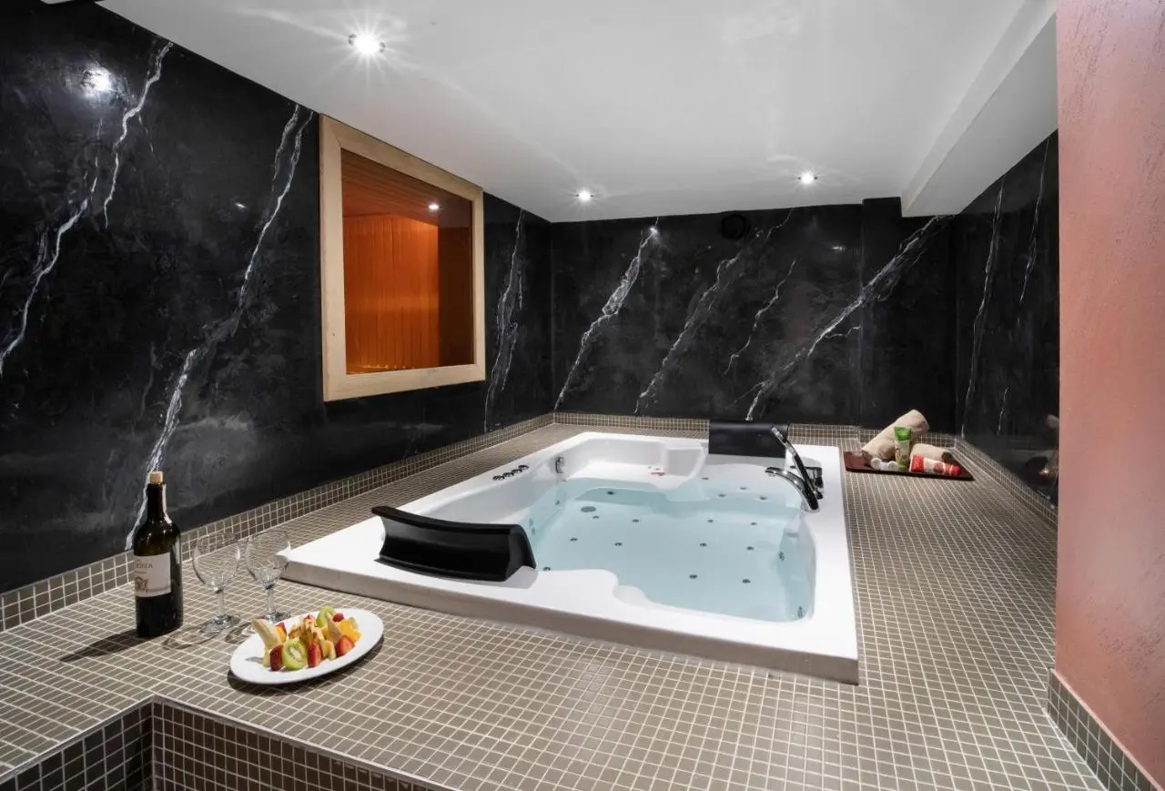 Orka Royal Hotel & Spa