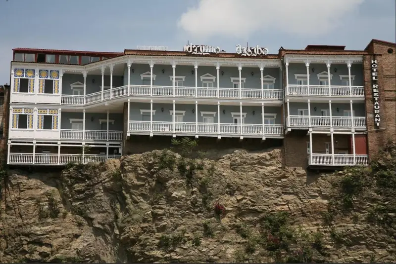 Old Metekhi By OldTown