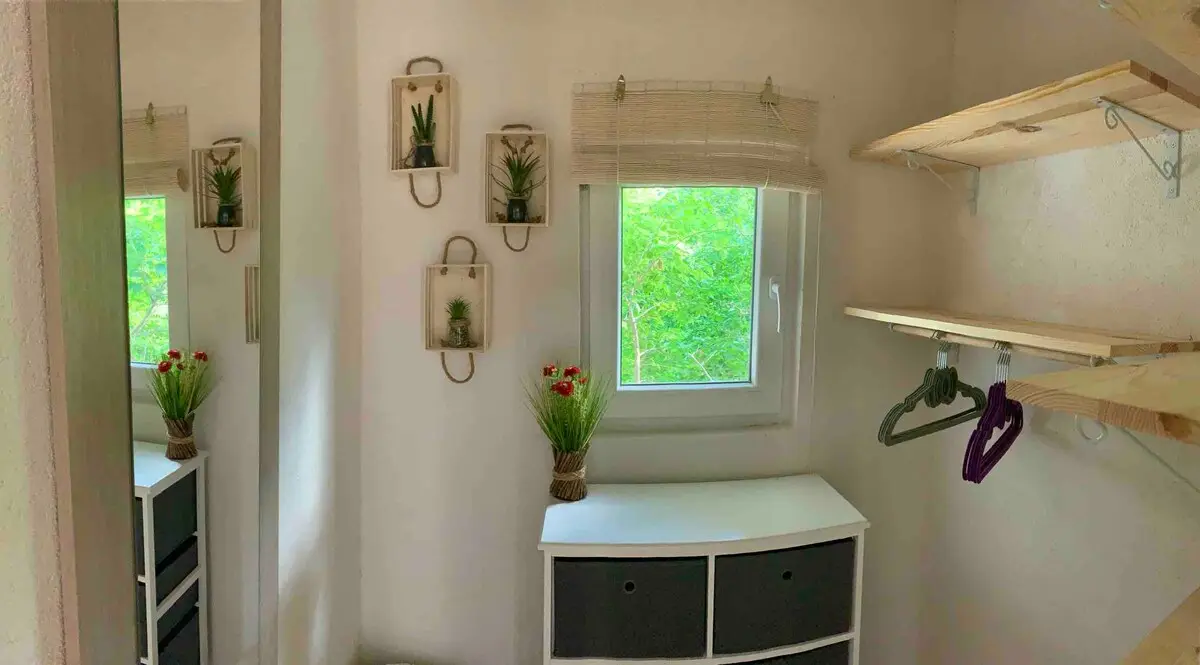 •OLD CITY garden studio• private parking