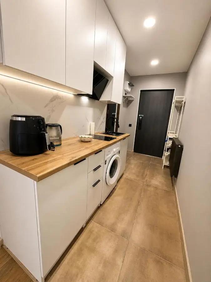 Blue Sky Tower Premium Studio