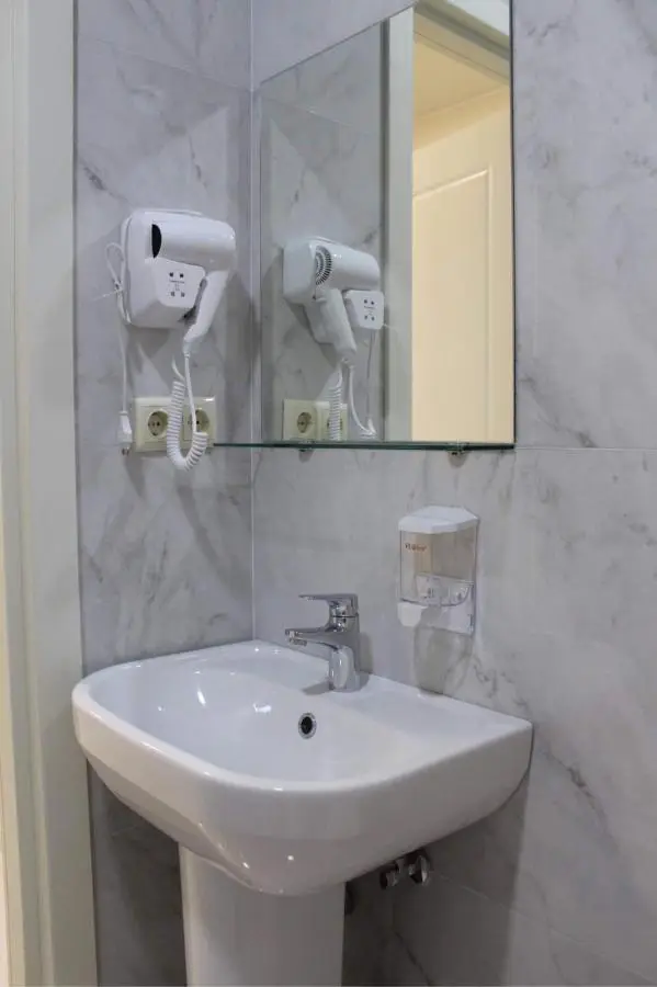 Horizons Hotel Rooms