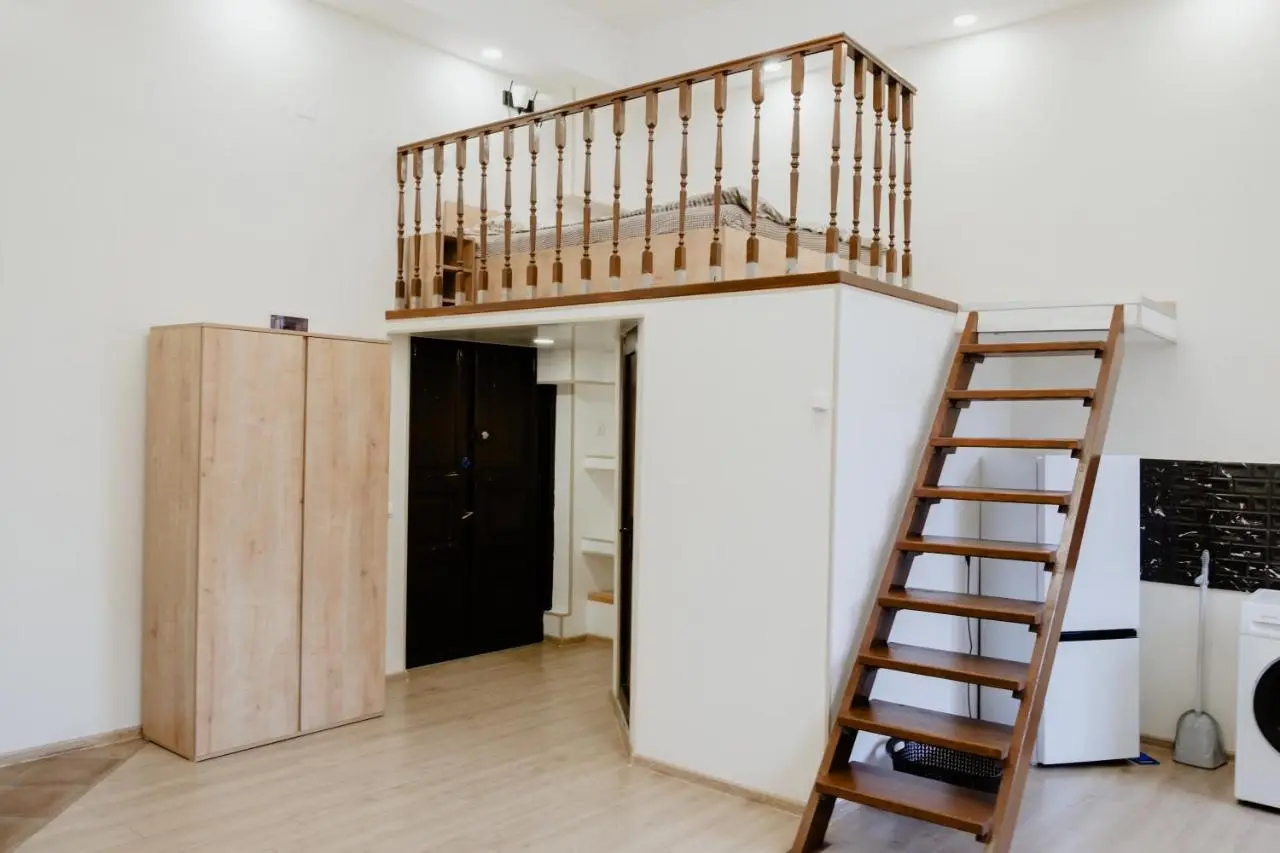 2 Signature Apartments on Agmashenebeli