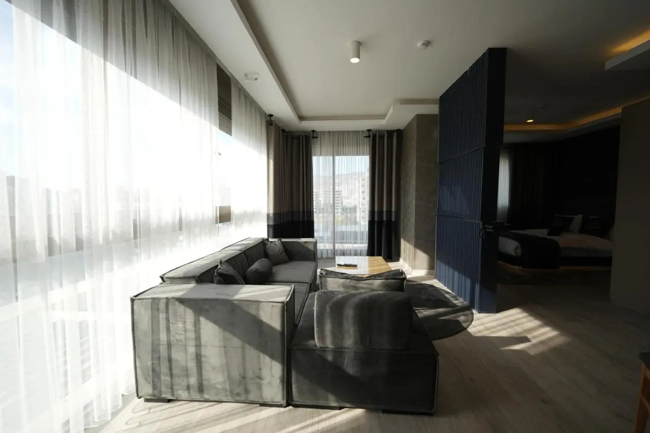 Marlen Hotel Bayraklı