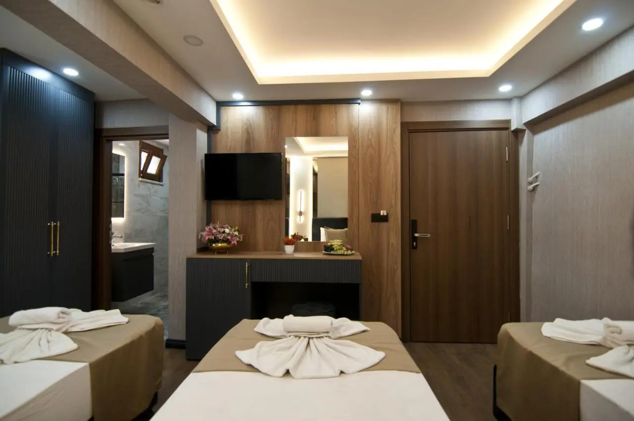 Grand Bagoz Hotel