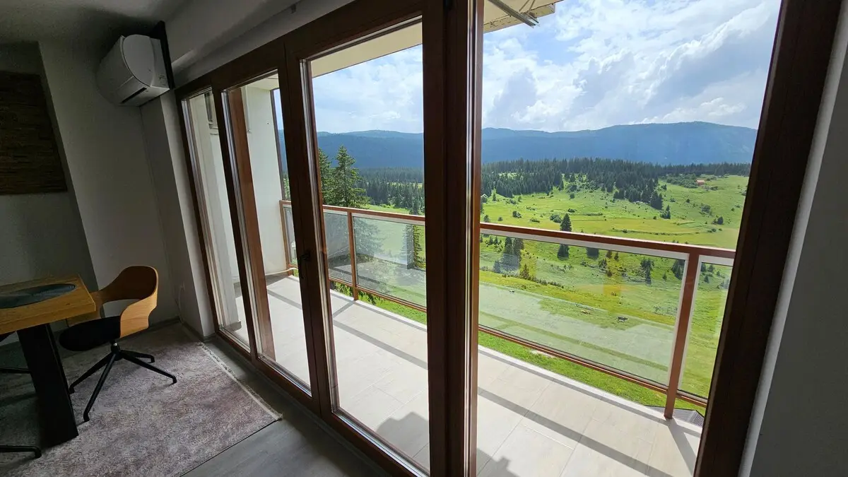 Vlasic Panoramic Apartment 10