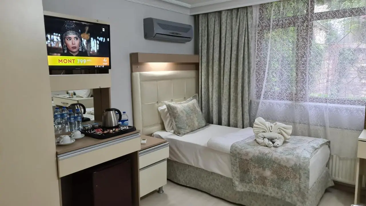 Oceans 7 Hotel