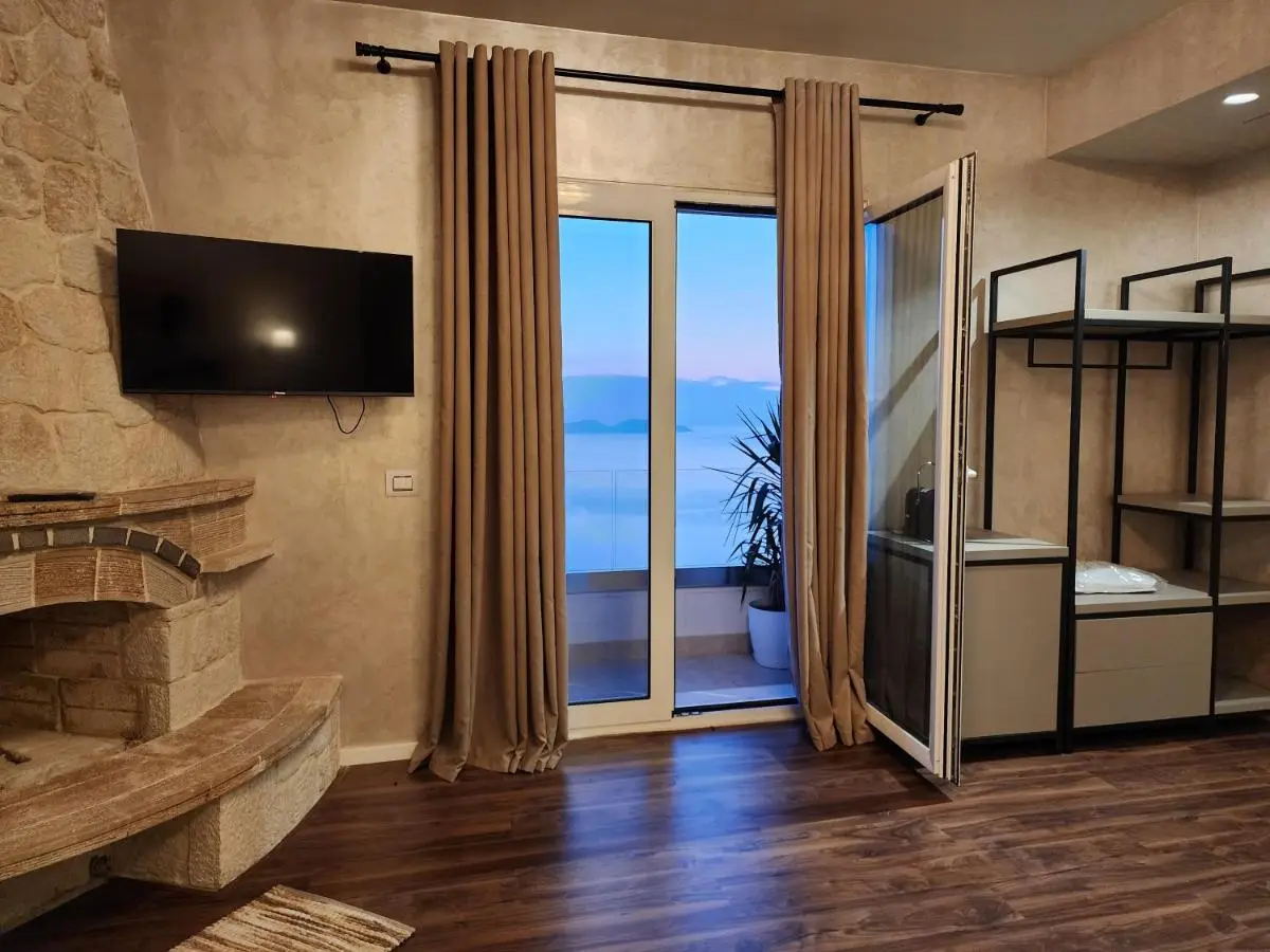 Festim Villa Hotel