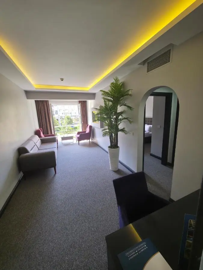 Gardan Hotel
