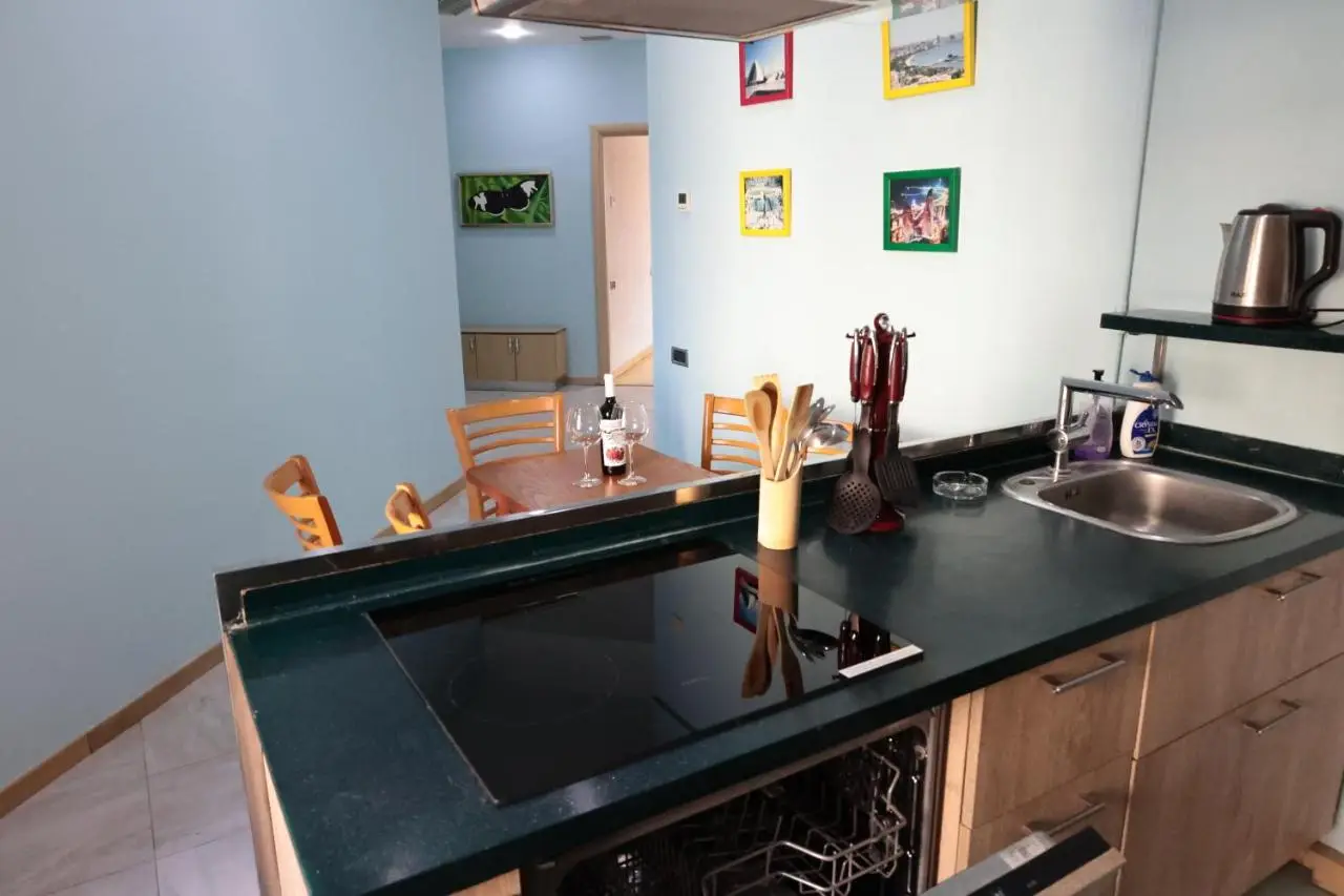 2 bathrooms apartment