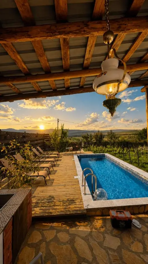 Winery & Brewery - Family Guesthouse "Villa Rbona"