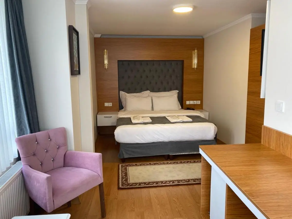 Spinel Hotel - Old City