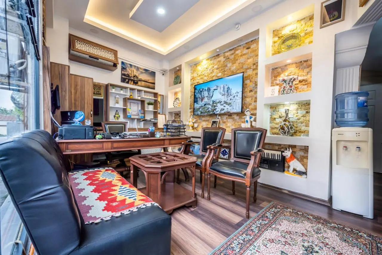 AYKA APART SUiTES OLD CITY