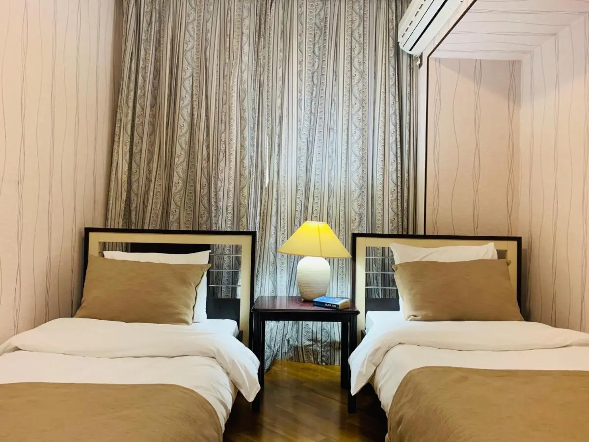 Promenade 2 BDR Apartment