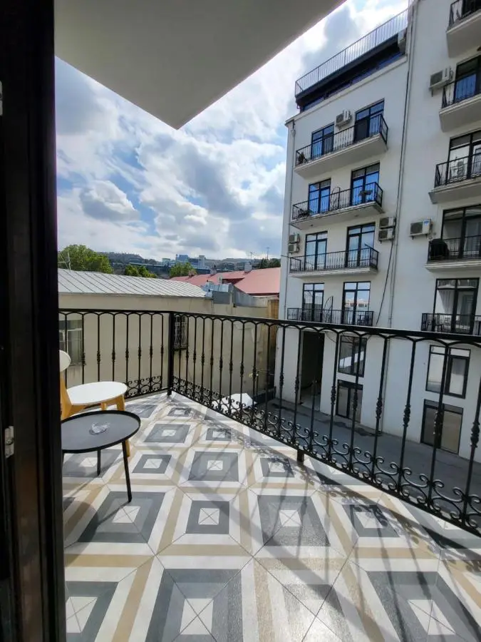 Sololaki Inn