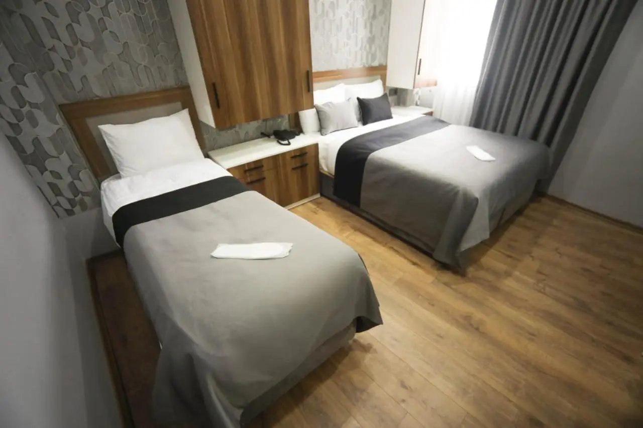 Yuvam Vari Hotel