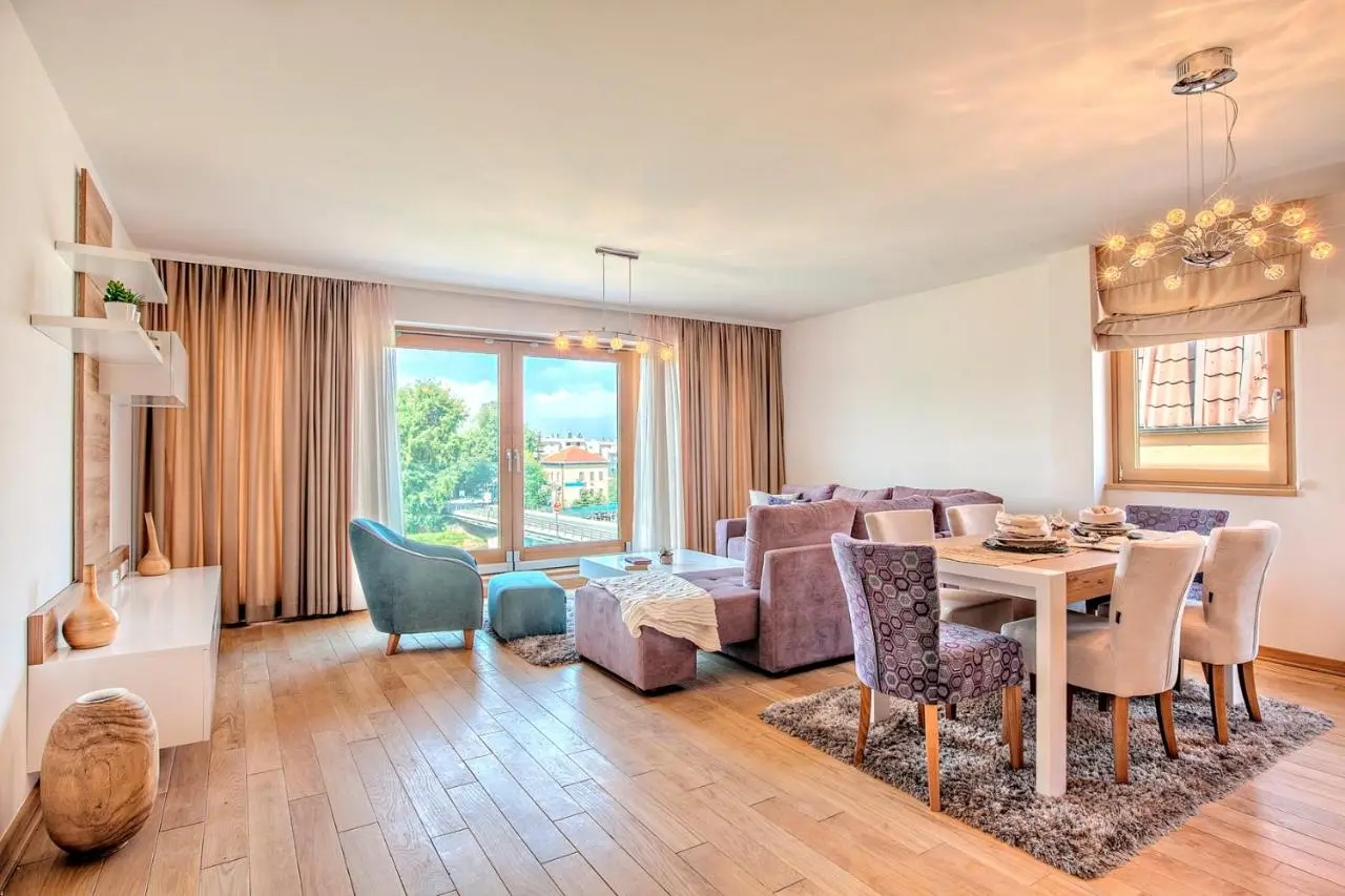 VIP Apartments