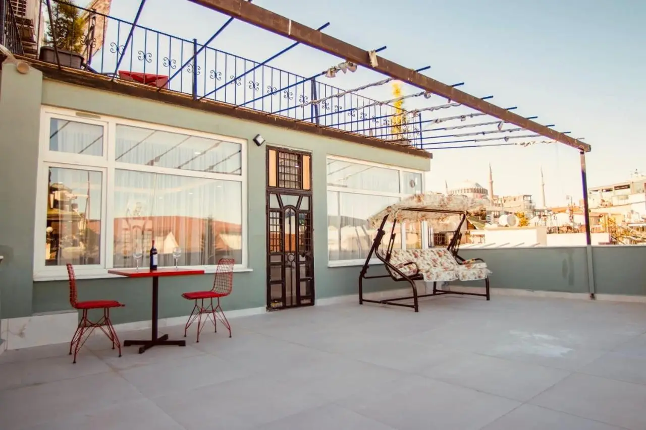 Hodegon Suite Hotel