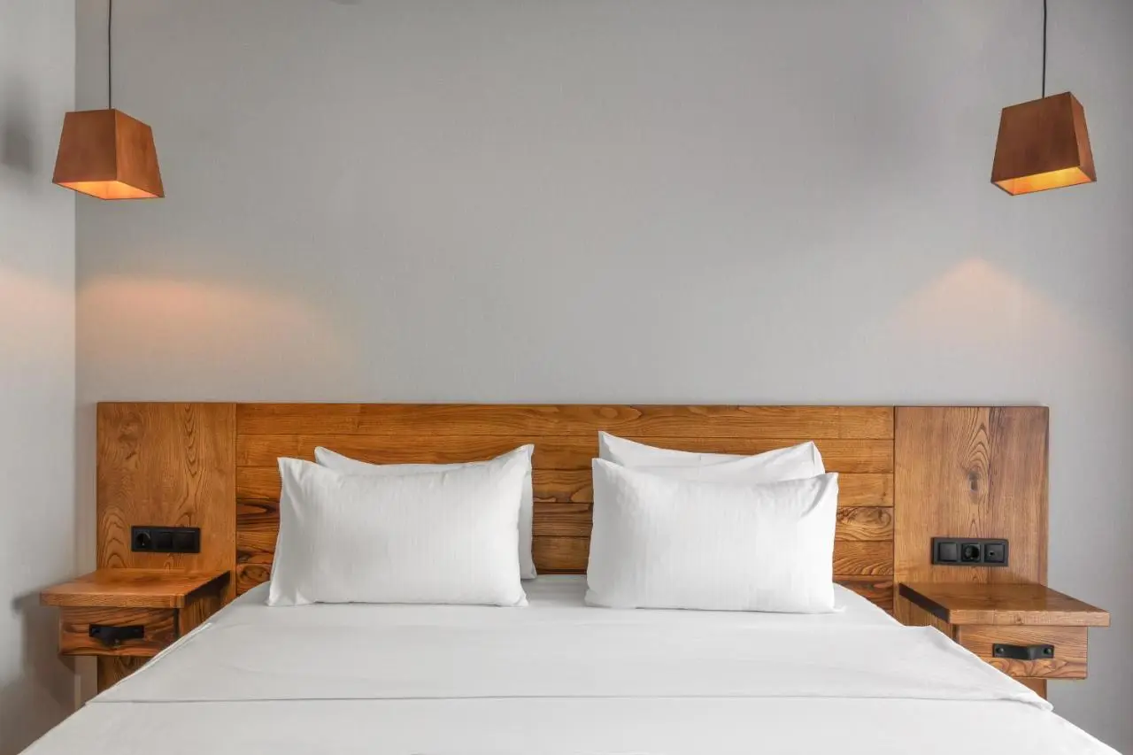 Lens Design Hotel