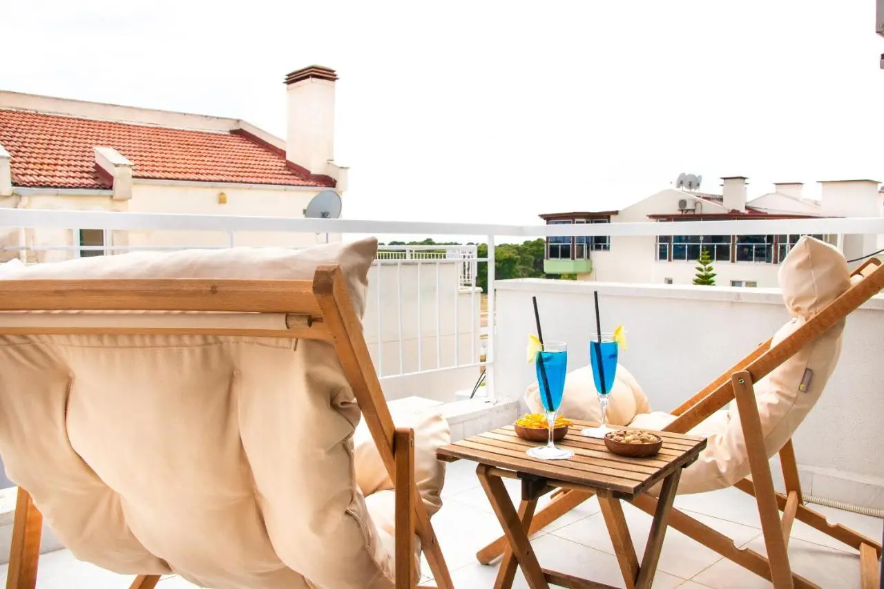 Echinus Lara Hotel
