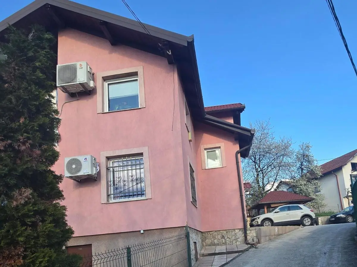 Villa Amir