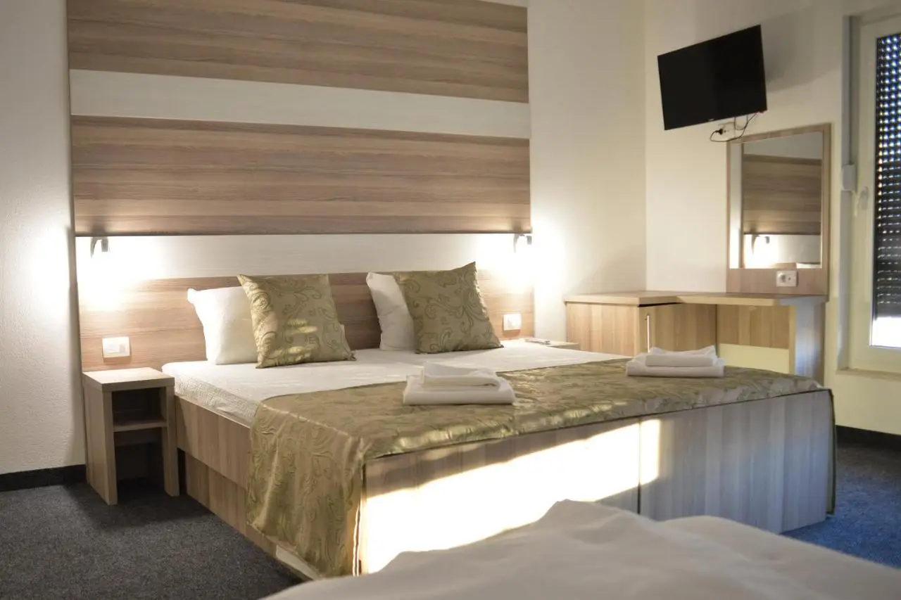 Hotel Rivero A&S