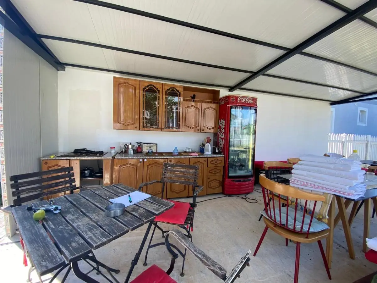Roza's Guest House Camping Shkoder