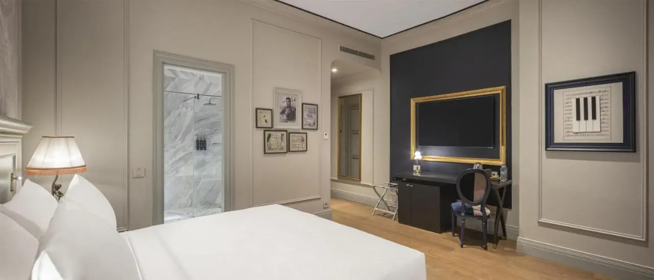 Palazzo Donizetti Istanbul, Tapestry Collection by Hilton