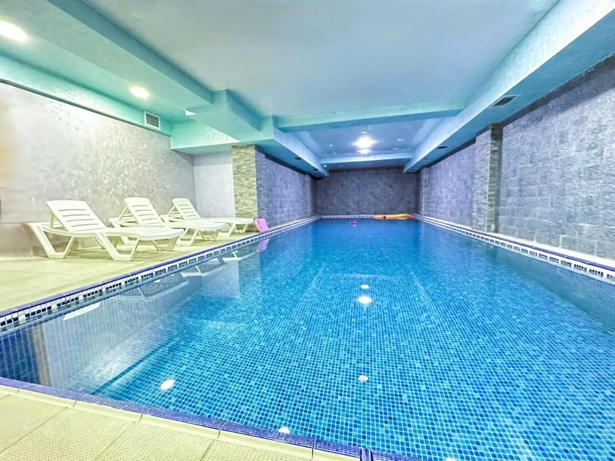 GM City Hotel Baku - Free Swimming Pool