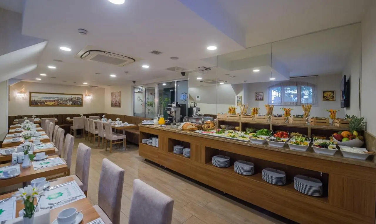 Bizim Hotel