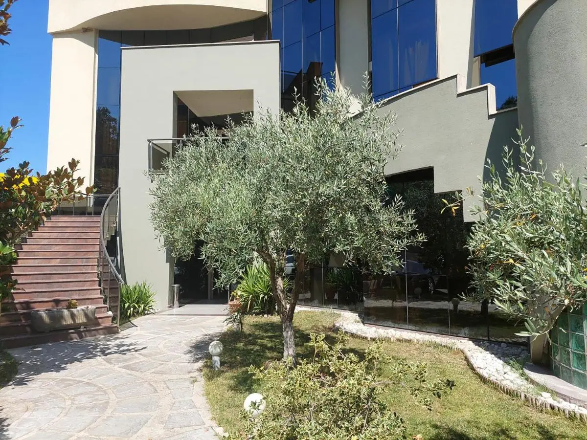 Hotel Green