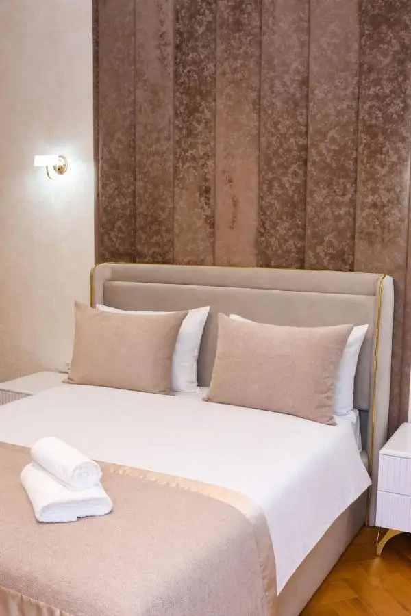 Grotto Resort & Restaurant