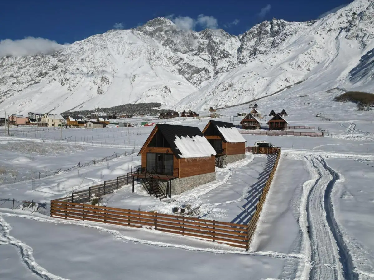 Traveler's Cottages in Kazbegi