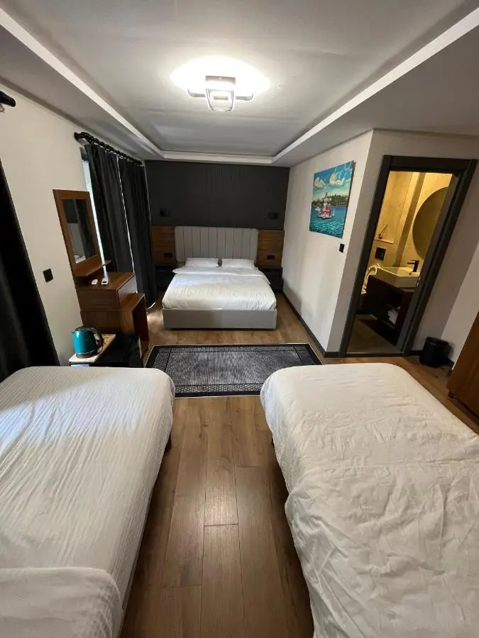 SkyLife OldCity Hotel