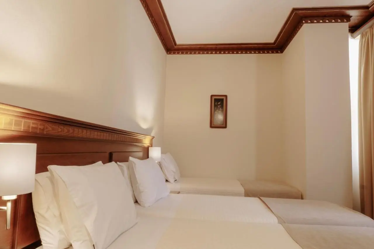 Hotel Argjiro