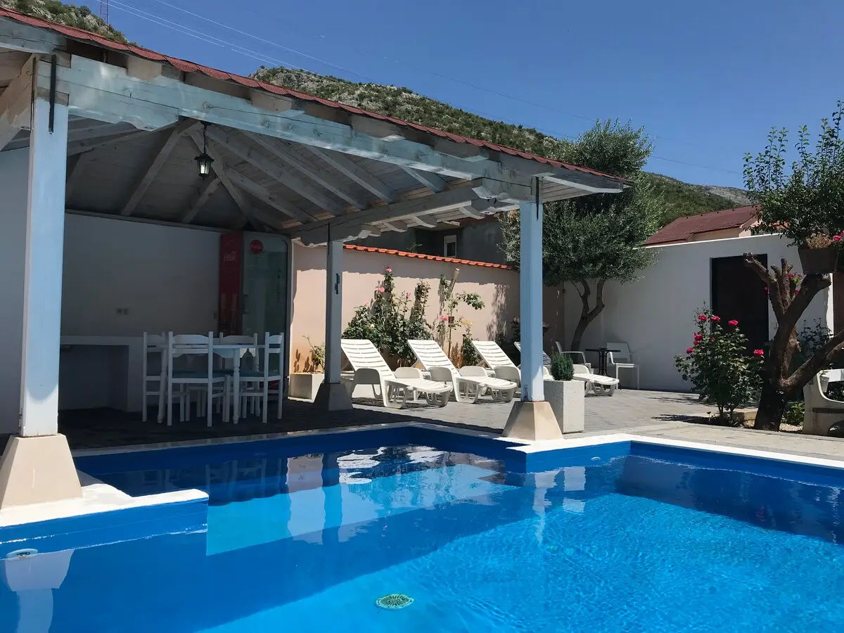 Villa Residence