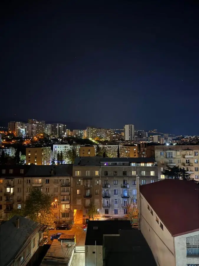 LiluHome Ameri Plaza apartment 21