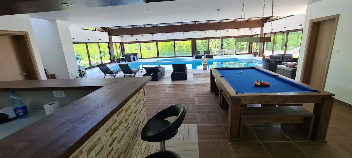Ground floor, 3BDR, shared pool