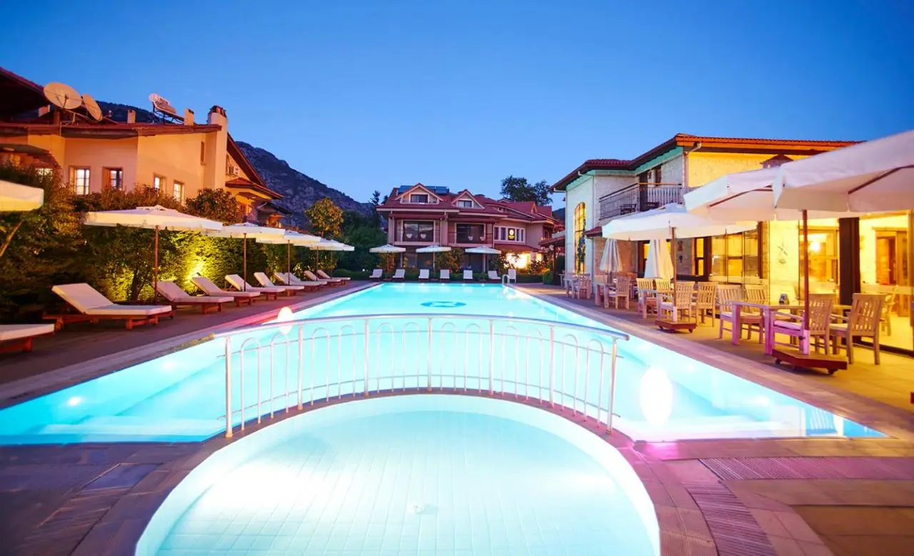 Renka Hotel & Spa