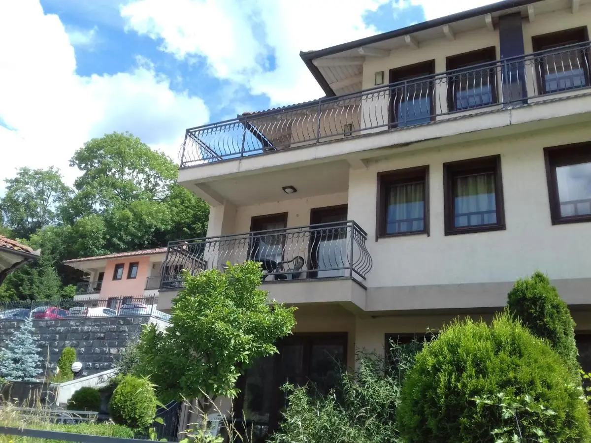 Premium Apartment