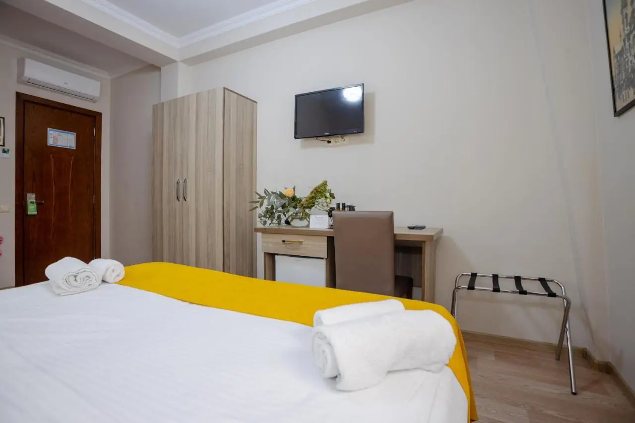 Daisi Sunset Hotel