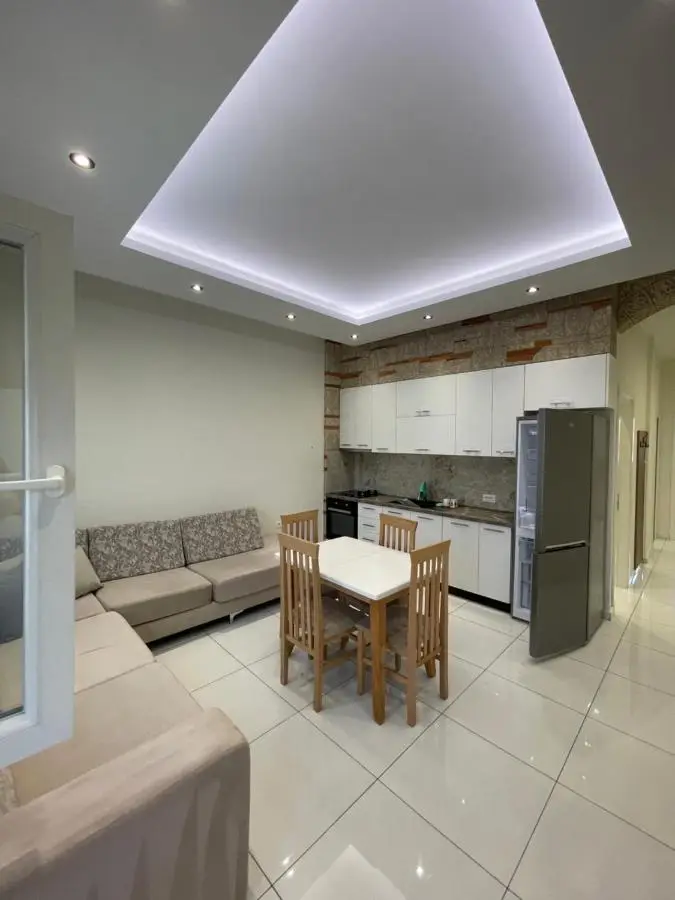 Franco Apartments