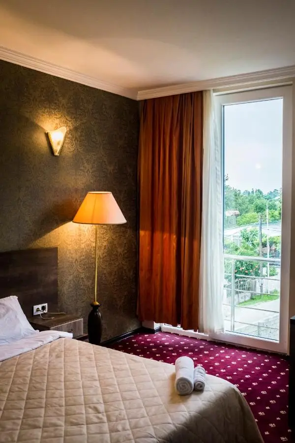 Orange Hotel
