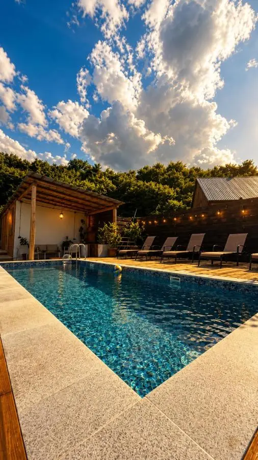 Winery & Brewery - Family Guesthouse "Villa Rbona"
