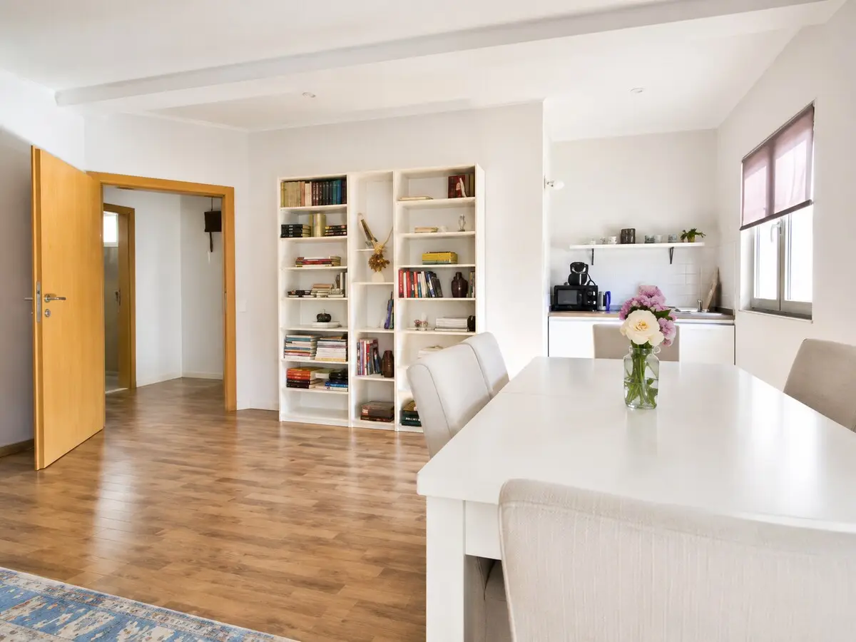 Sara’s Magical Place - Free Parking & Balcony View
