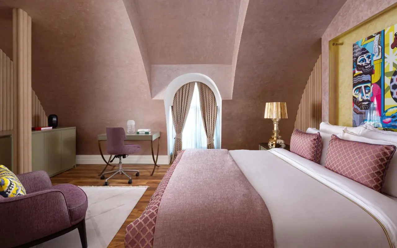 ART Gallery Hotel