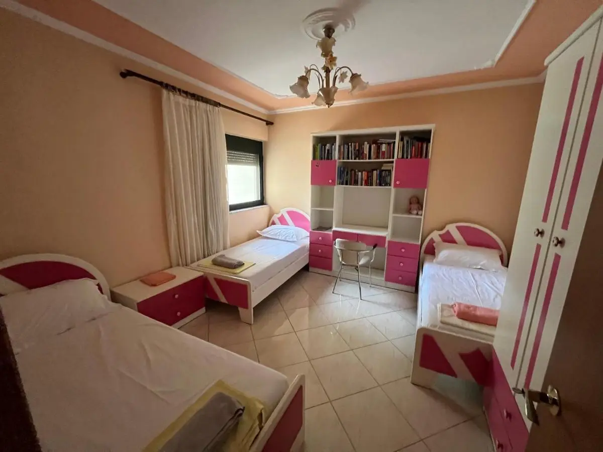 Era's apartment