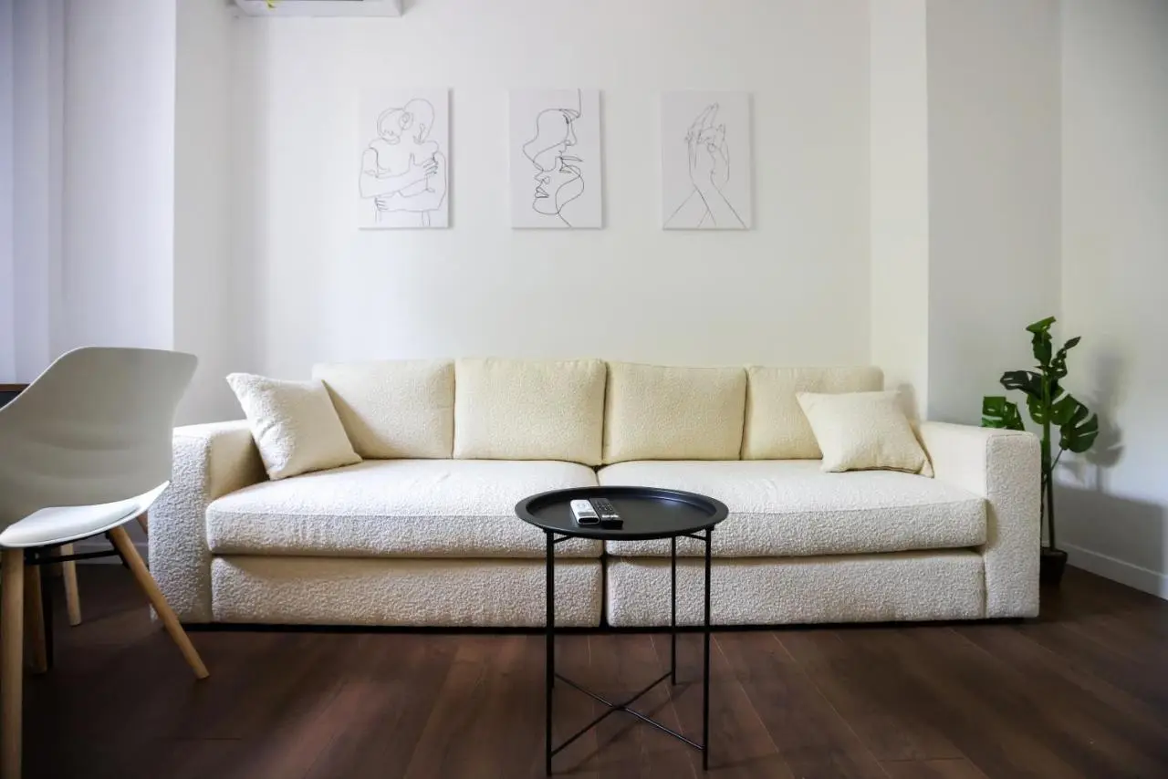 "MiddleNest" Central Apartment