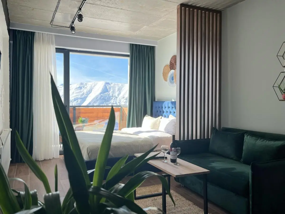 Twins apartment delux 2, new gudauri