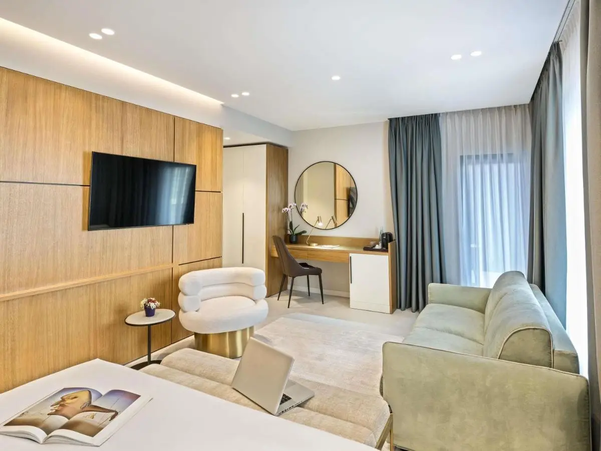 Mercure Tirana